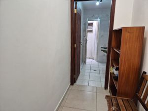 Image 33 - 921733