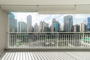 Image 12 - 921735