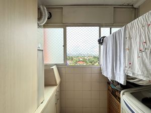 Image 15 - 921738