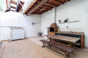 Image 19 - 921741