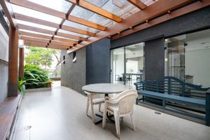 Image 43 - 921744