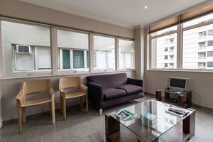 Image 1 - 921778