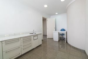 Image 21 - 921778