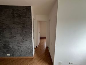 Image 4 - 921781