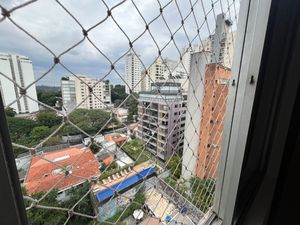 Image 12 - 921781