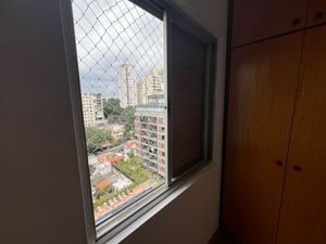 Image 13 - 921781