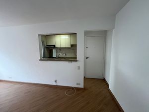 Image 18 - 921781