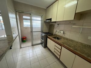 Image 21 - 921781