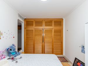 Image 30 - 921782