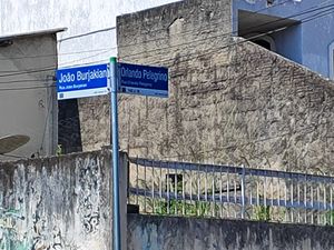 Image 1 - 921788