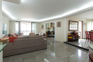 Image 1 - 921789