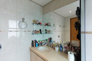 Image 37 - 921789