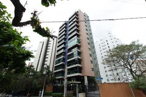 Image 70 - 921789