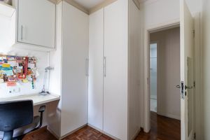 Image 23 - 921796