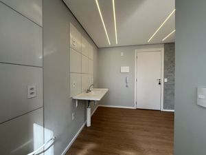 Image 4 - 921797