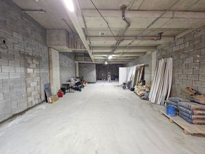 Image 7 - 921799