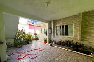 Image 3 - 921803