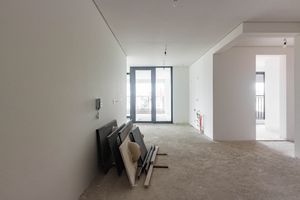 Image 22 - 921805