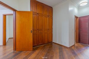 Image 28 - 921811