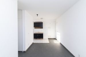Image 19 - 921818