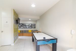 Image 31 - 921818