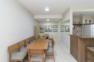 Image 35 - 921818
