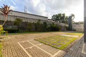 Image 37 - 921818