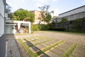 Image 38 - 921818