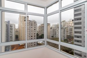 Image 7 - 921822