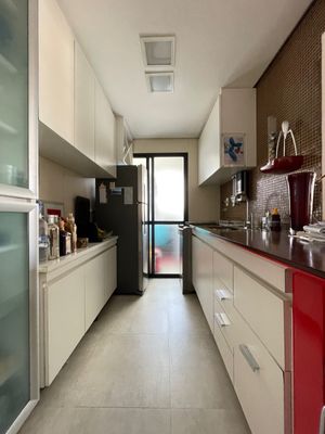 Image 19 - 921828