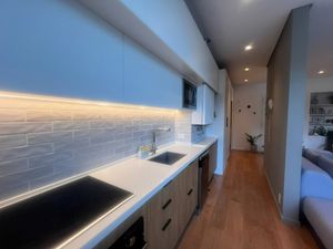 Image 15 - 921829