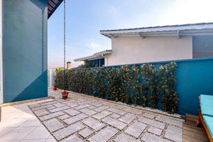 Image 35 - 921830