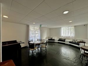 Image 53 - 921831