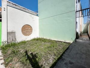 Image 11 - 921834
