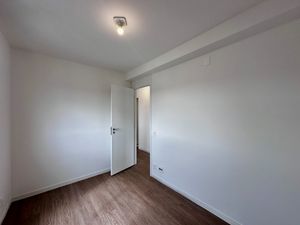 Image 32 - 921838