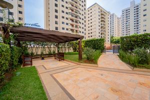 Image 33 - 921839