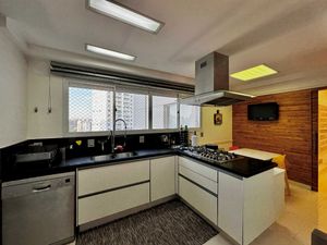 Image 131 - 921843