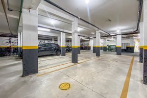 Image 35 - 921848