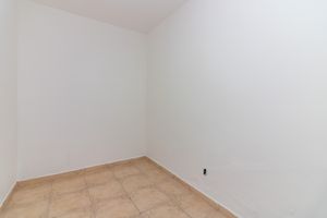 Image 19 - 921852