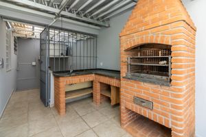 Image 25 - 921852