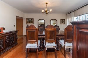Image 10 - 921853