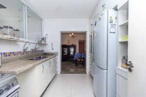 Image 19 - 921853