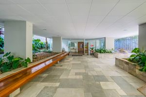 Image 25 - 921853