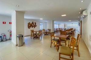 Image 31 - 921853