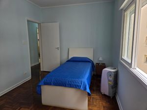 Image 3 - 921864