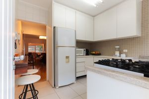 Image 16 - 921867