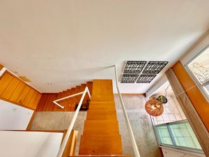 Image 25 - 921869