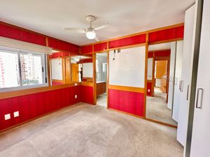 Image 33 - 921869
