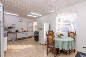 Image 32 - 921872