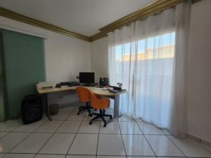 Image 15 - 921873